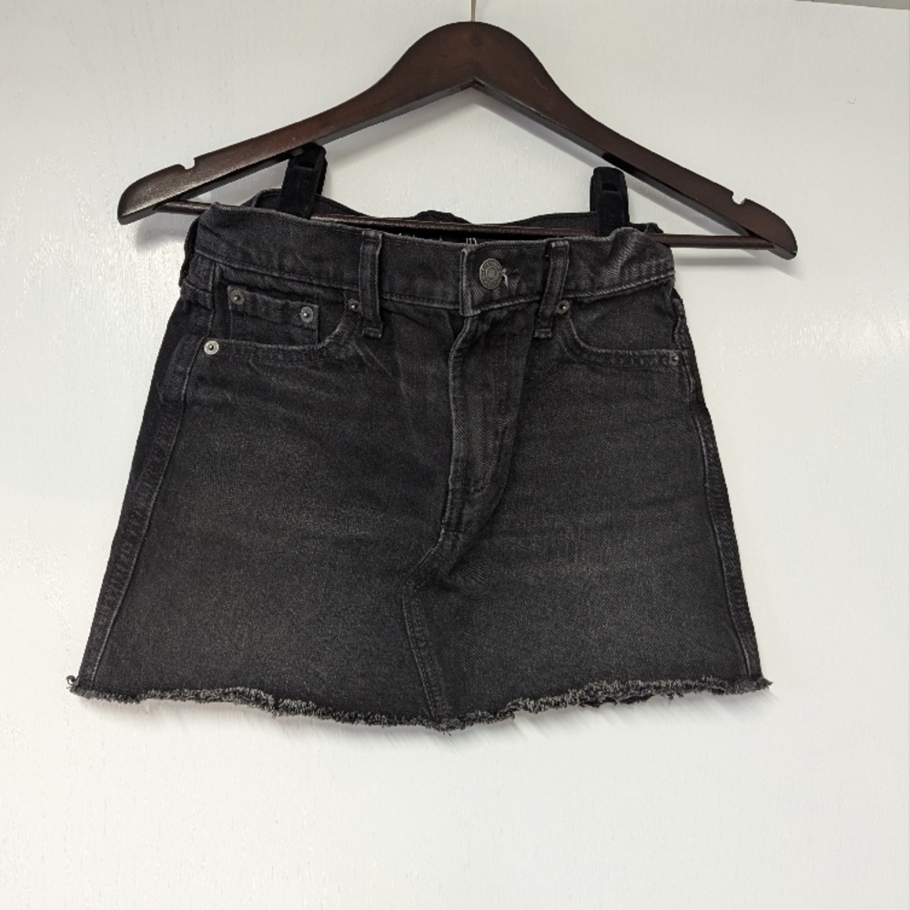 GAP Kids Black Denim Mini Skirt Size 10